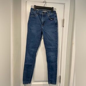 Levi’s 720 Premium Size 26 High Rise Super Skinny Medium Wash Cotton Denim Jeans